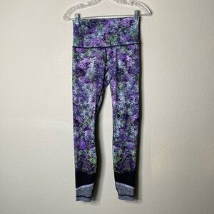 Lululemon Wunder Under high rise tight Nulux vivid vision size 8 eight EUC